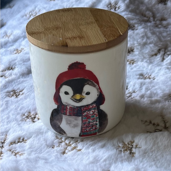 Penguin Porcelain Container- Ciroa - Picture 8 of 8